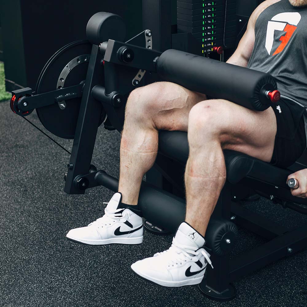Selectorized Leg Extension and Curl Machine - Image 6